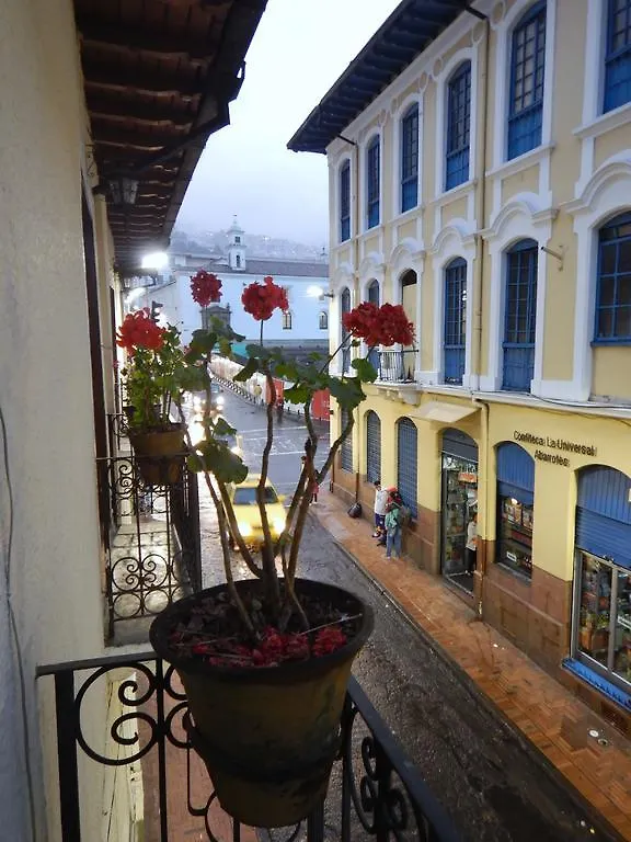 Guest house Benalcazar Hostel Quito
