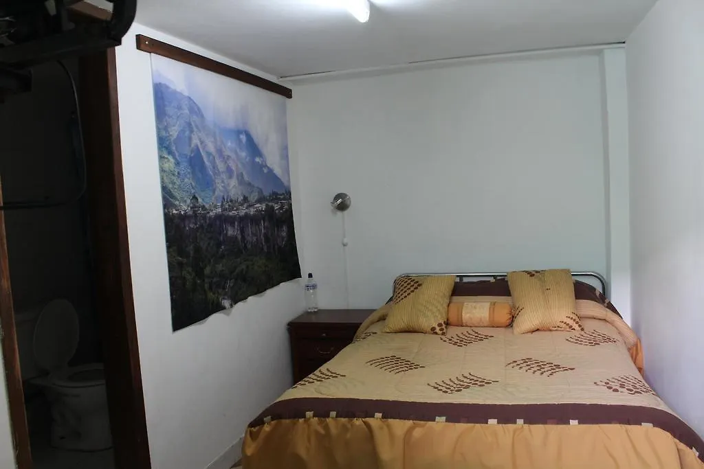 Guest house Benalcazar Hostel Quito Ecuador